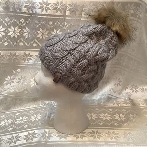 Bula Toque Hat Women’s O/S Fisherman Knit Wool Faux Fur Pom Pom Grey Brown